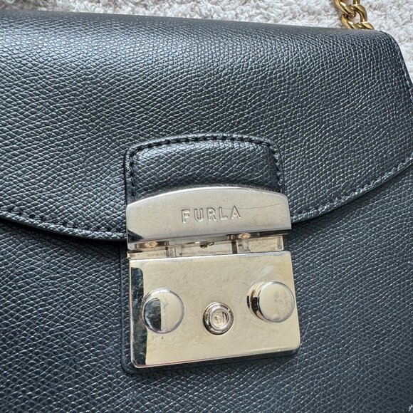 Furla Metropolis Leather Black Crossbody Bag Small Half-moon - Picture 4 of 10